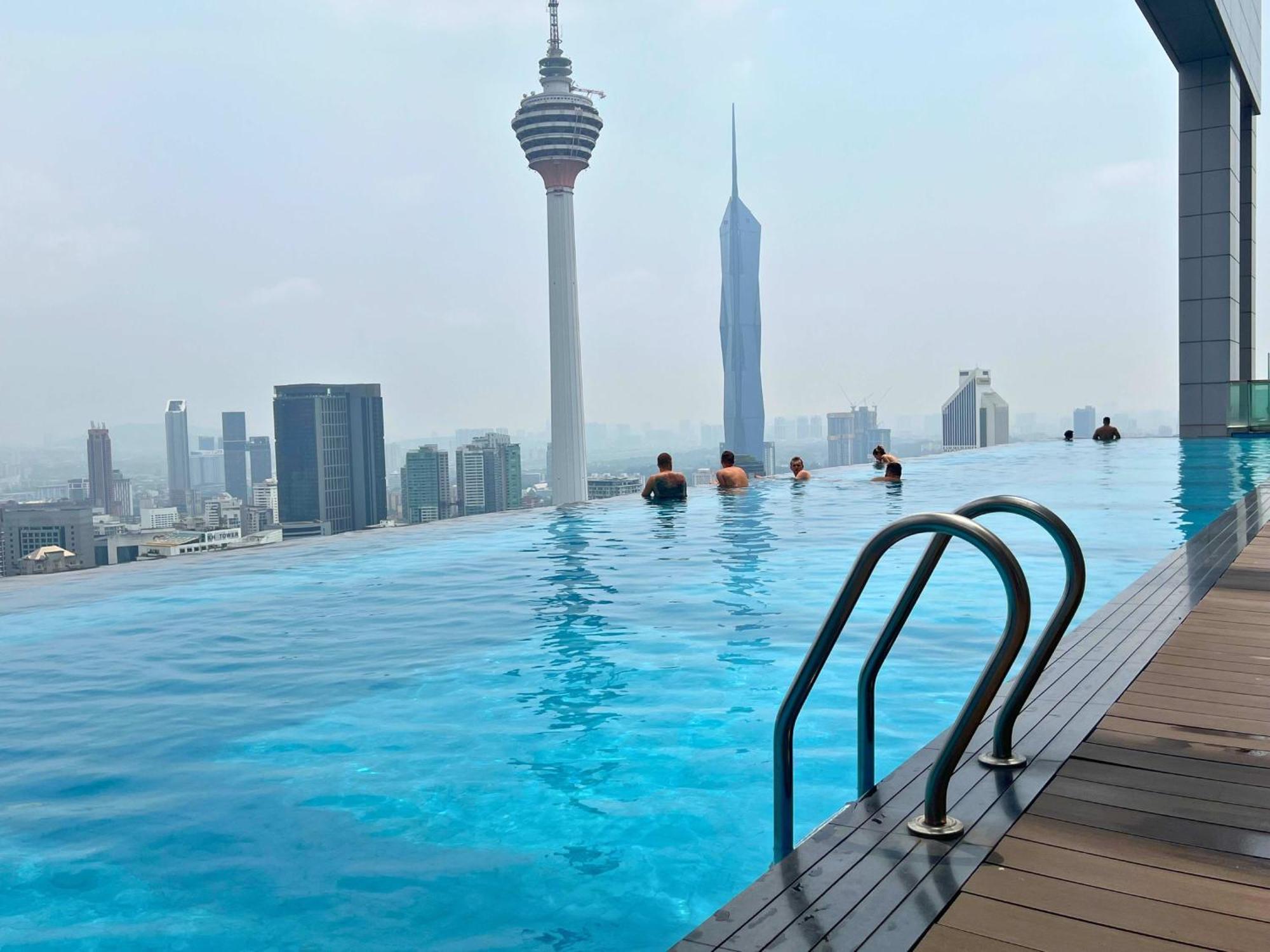 Luxe Suites At Platinum Klcc Куала-Лумпур Экстерьер фото