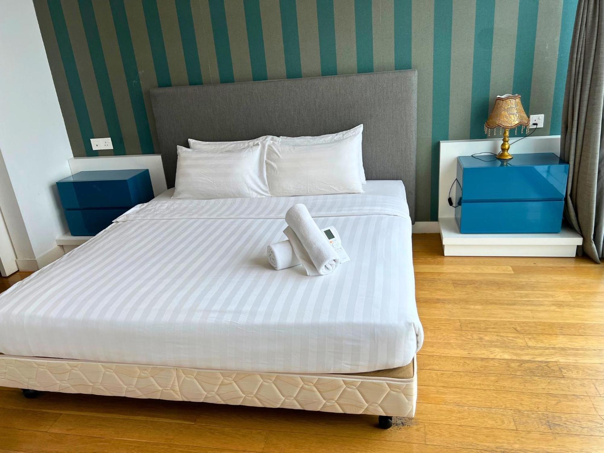 Luxe Suites At Platinum Klcc Куала-Лумпур Экстерьер фото