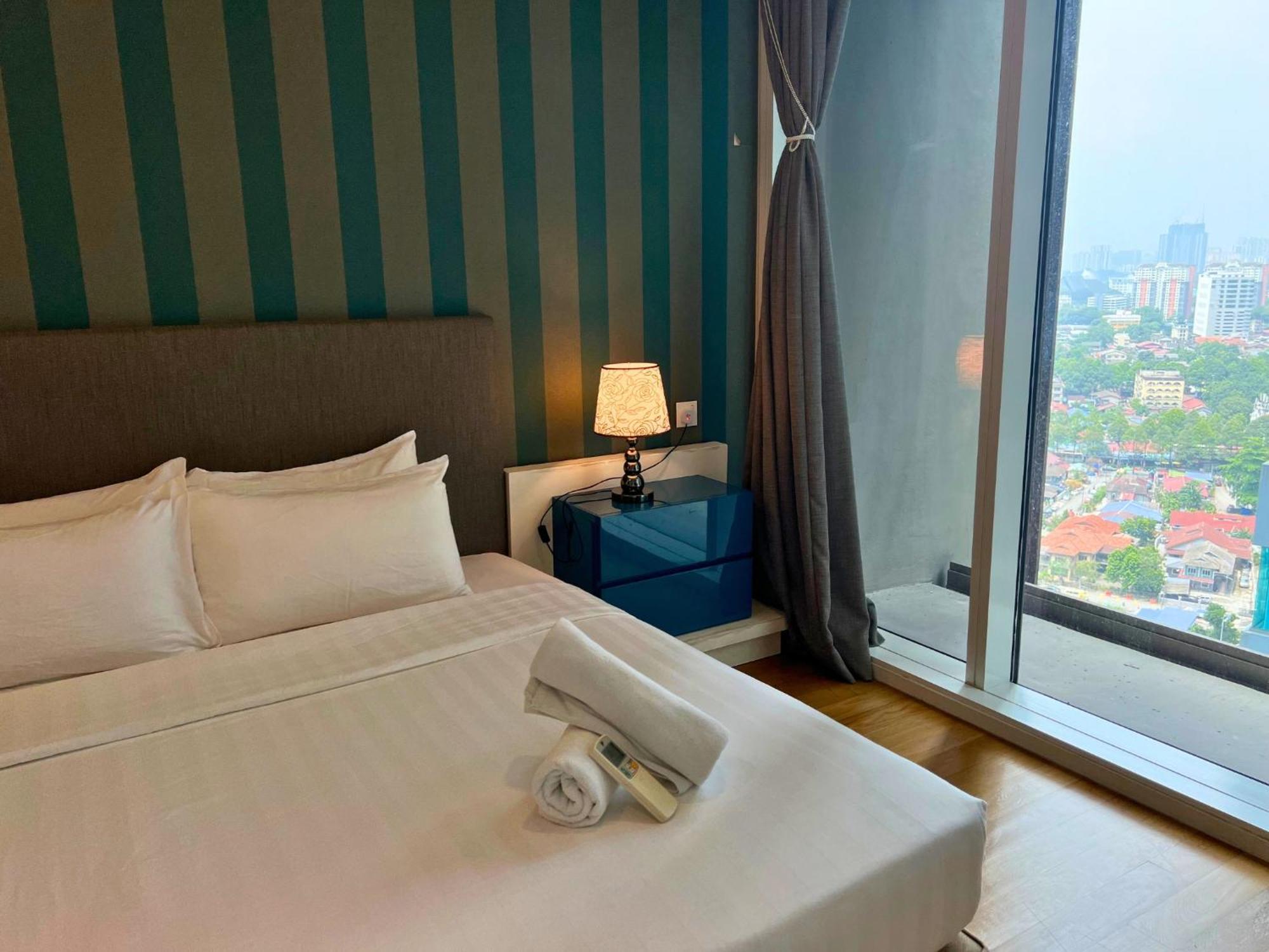 Luxe Suites At Platinum Klcc Куала-Лумпур Экстерьер фото
